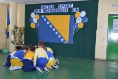 53150237_2312815992062281_2091698624189693952_n